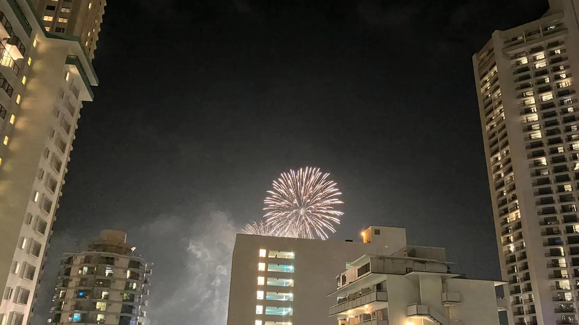 Apartamento Contemporary Ocean View Suite - Heart Of Waikiki! Honolulu