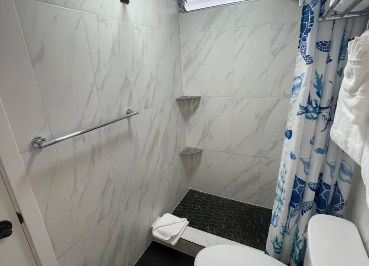 Contemporary Ocean View Suite - Heart Of Waikiki! Honolulu